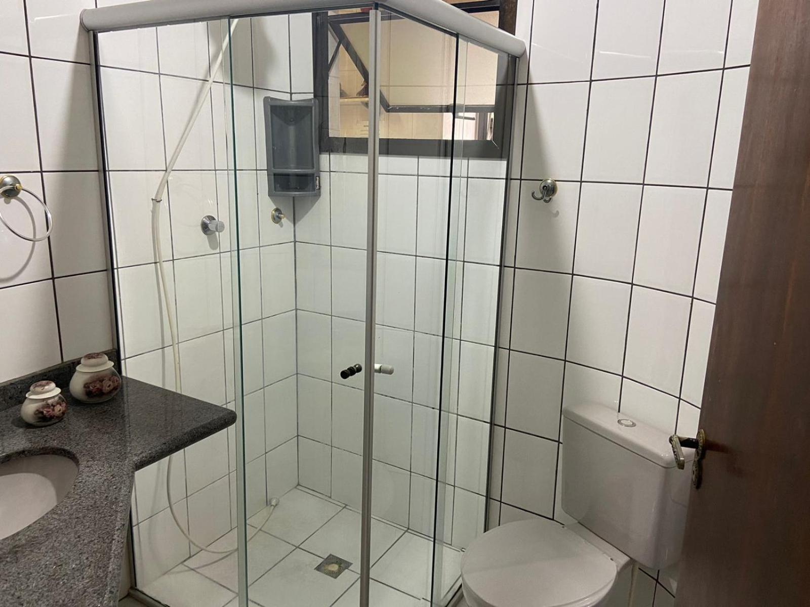 Apto Lindo 2 Dor Piscina Ar Internet 101 A Карагуататуба Екстериор снимка